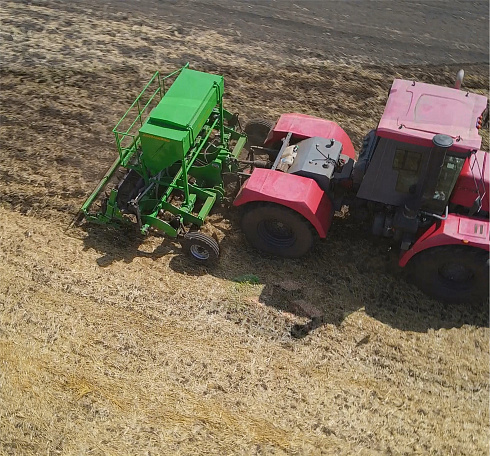 Глубокорыхлитель "Труженик" с системой внесения гранулированных удобрений