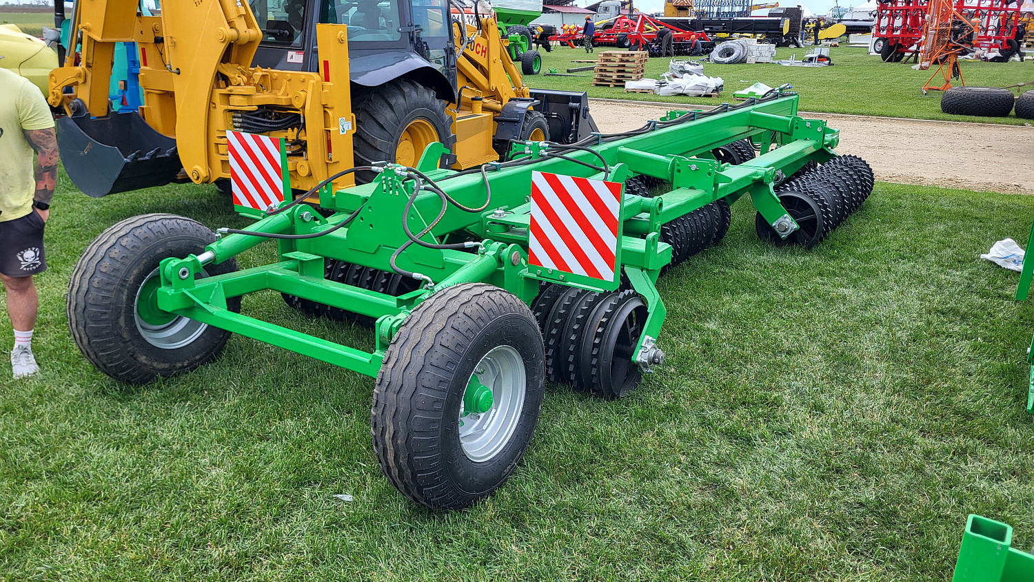 Каток прикатывающий кольчато-зубчатый полевой "Альбатрос"